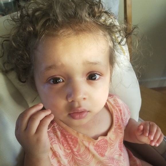 MK, Kat Von D, Carter's, VS, Vera Bradley - Picture 5 of 5